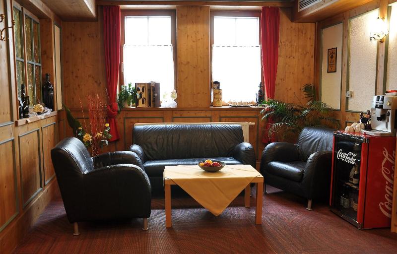 Hotel Torwirt - Lobi