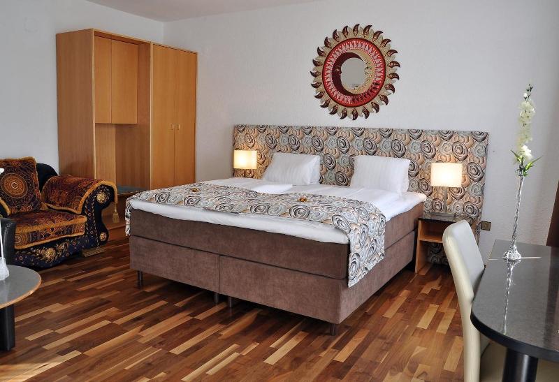 Hotel Torwirt - Oda