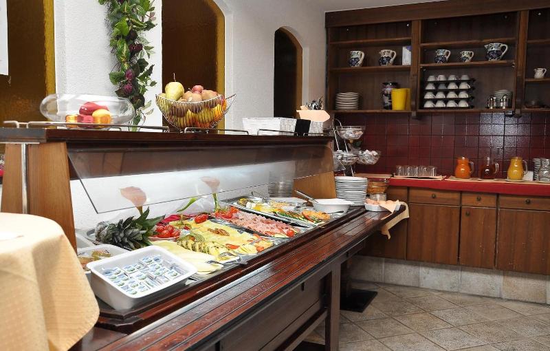 Hotel Torwirt - Restoran