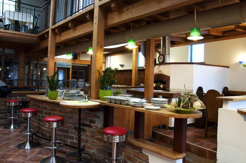 Hotel Torwirt - Restoran