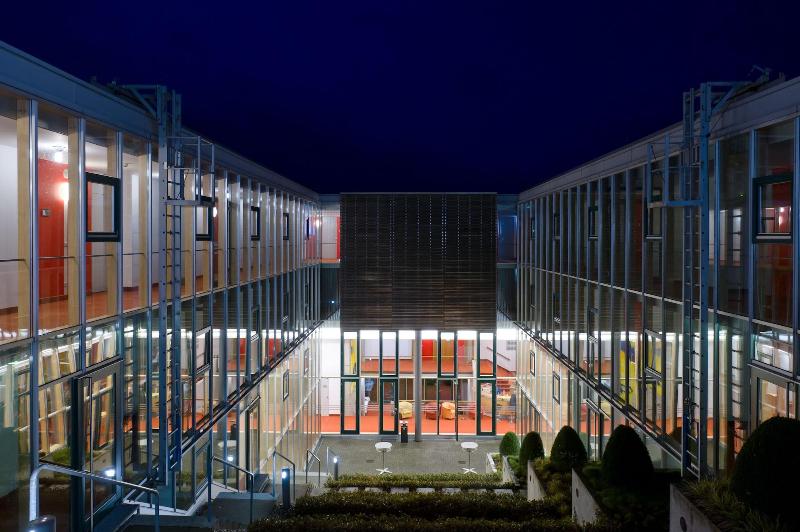 Collegium Glashütten GmbH - Genel