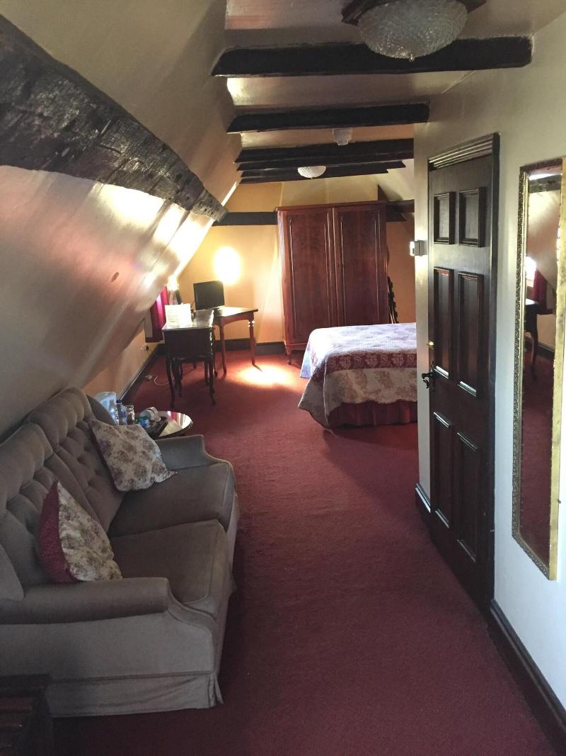 Cross Keys Hotel - Genel