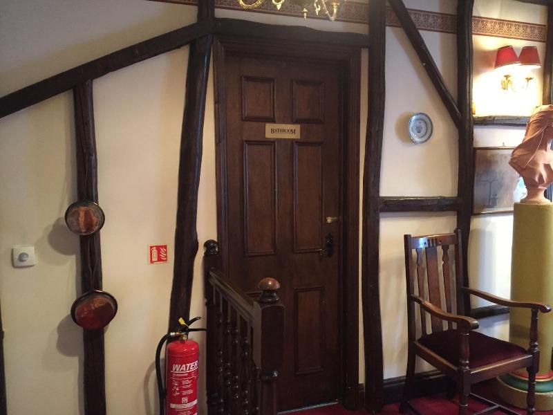 Cross Keys Hotel - Genel