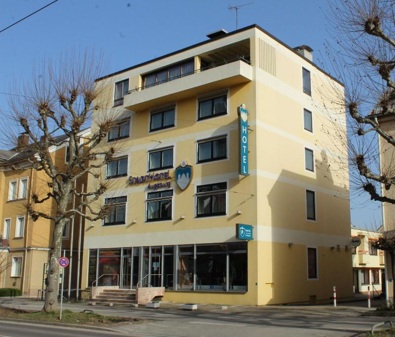 Stadthotel Augsburg - Genel