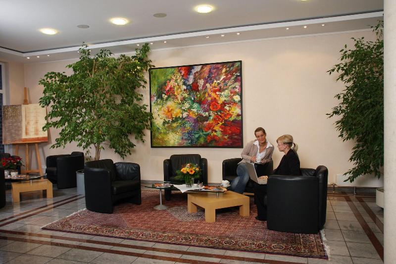 Stadthotel Oranienburg - Lobi