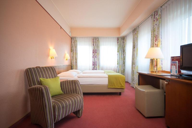 Trip Inn Post Hotel Düren - Oda