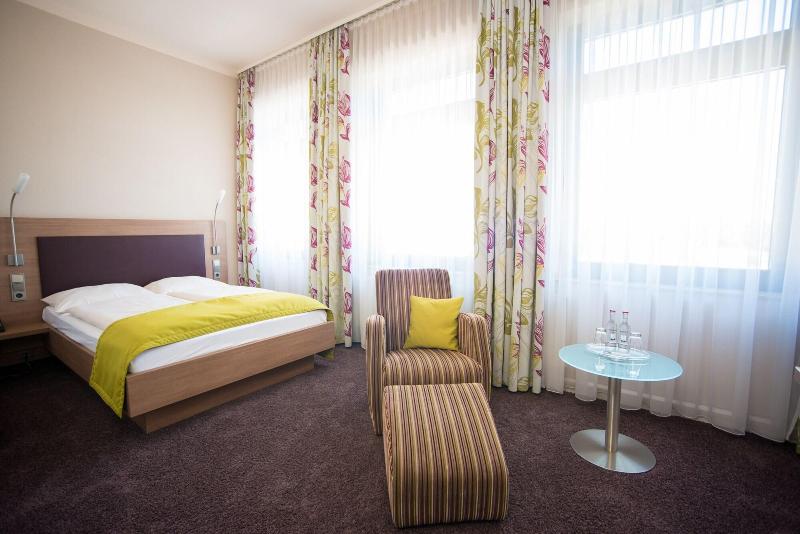 Trip Inn Post Hotel Düren - Oda