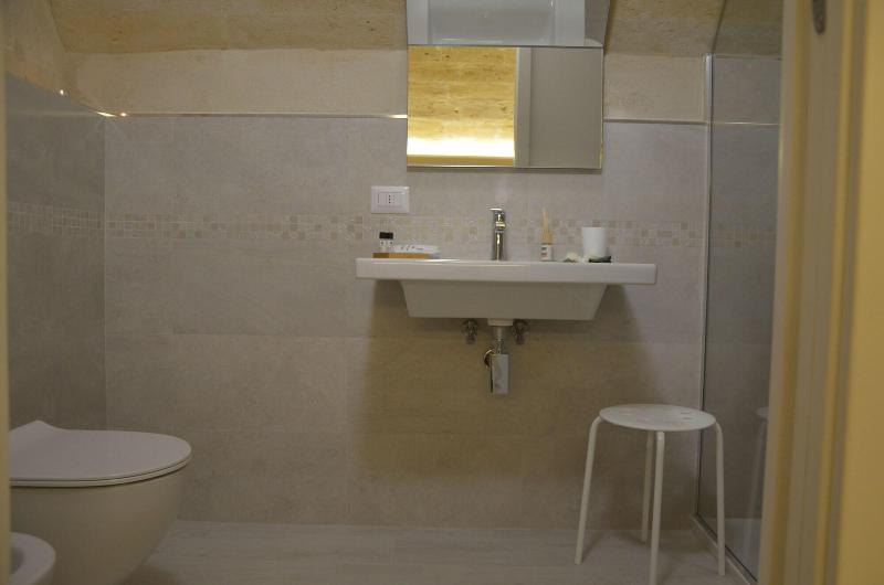 In & Out Matera - Oda