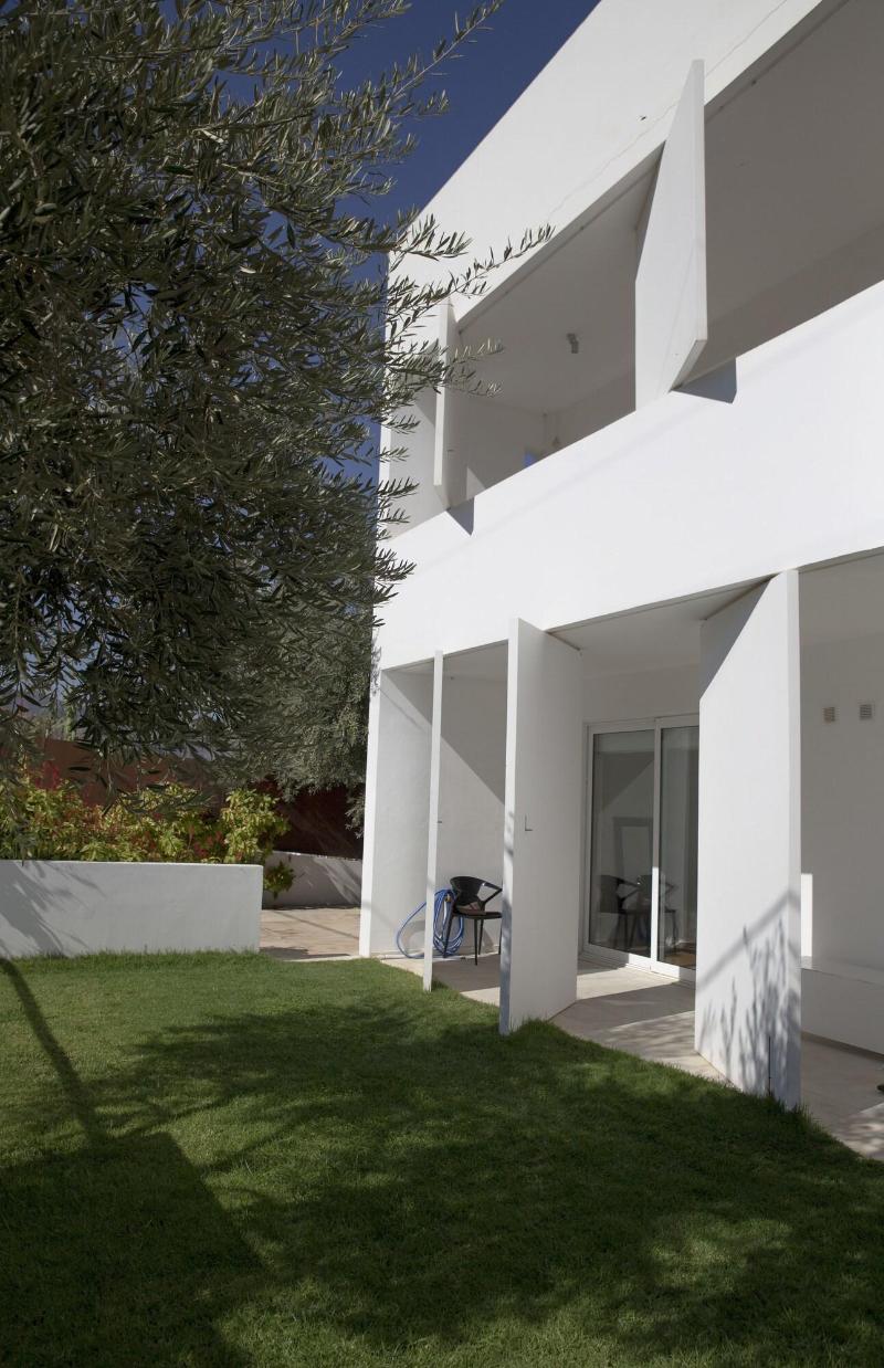 Infinity White Complex - Genel
