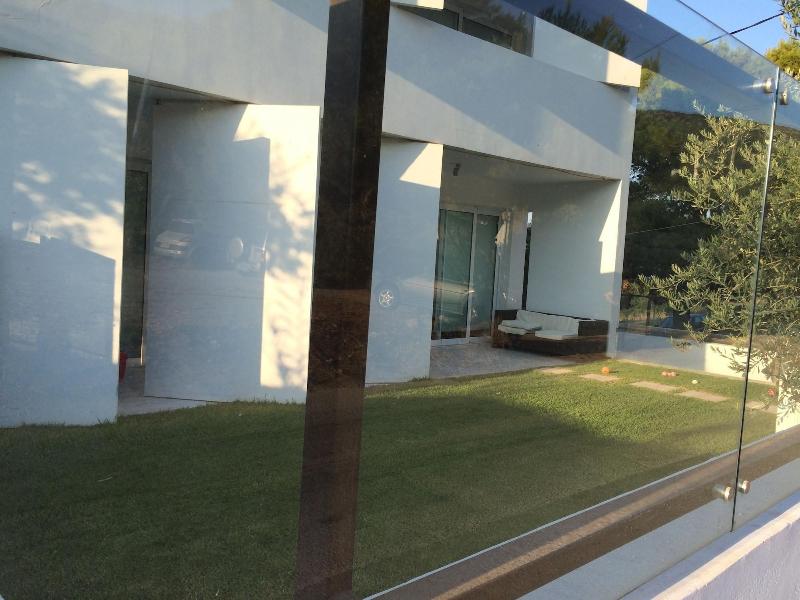 Infinity White Complex - Genel
