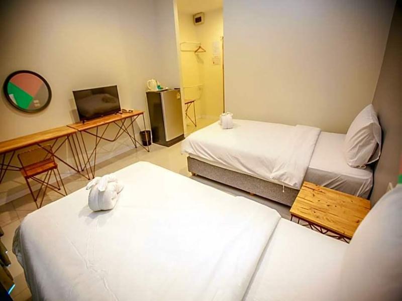 Irabbit Hotel - Genel