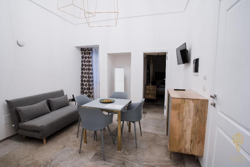 Dimora Pirrelli - Suites & Spa - Oda