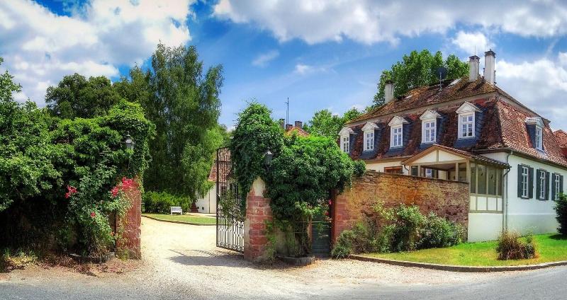 Jagdschloss Moenchbruch - Genel
