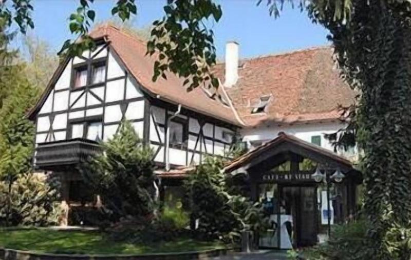 Jagdschloss Moenchbruch - Genel