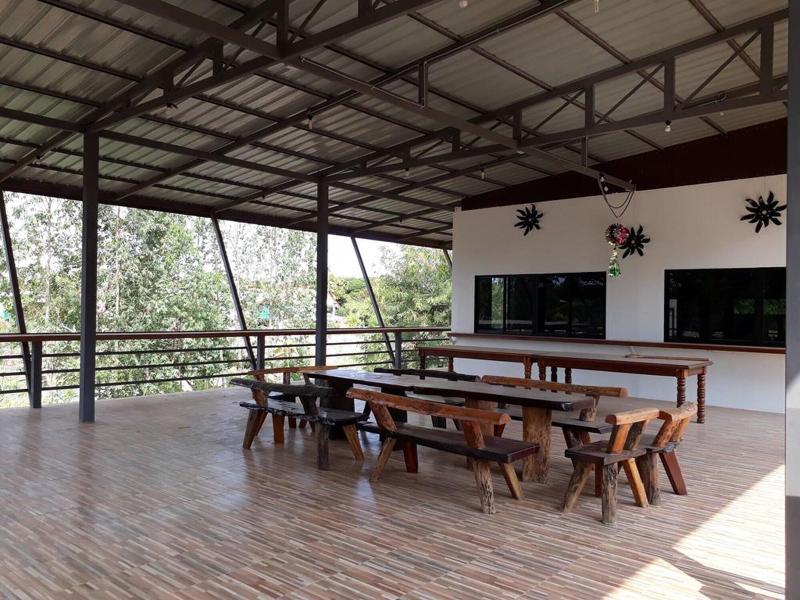 Tara Resort Nakae Renu - Teras