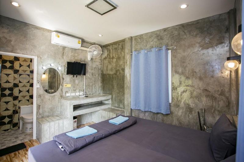 Jumbo Villa Homestay And Resort - Oda