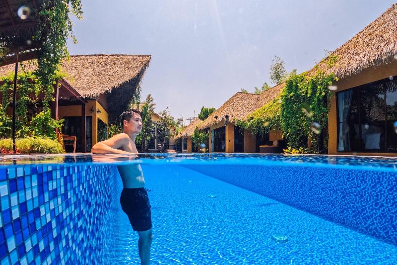 Khum Damnoen Resort - Havuz
