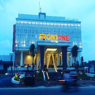 Front One Hotel Pamekasan Madura fotoÄŸrafÄ±