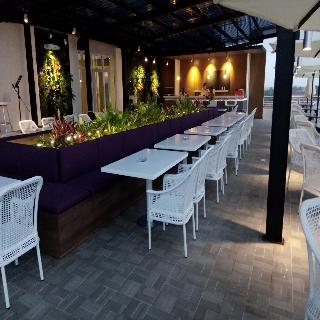 Front One Hotel Pamekasan Madura fotoÄŸrafÄ±