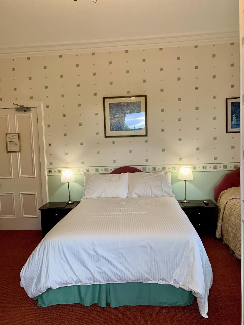 The Pines Guesthouse - Oda