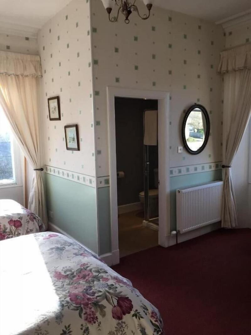 The Pines Guesthouse - Oda