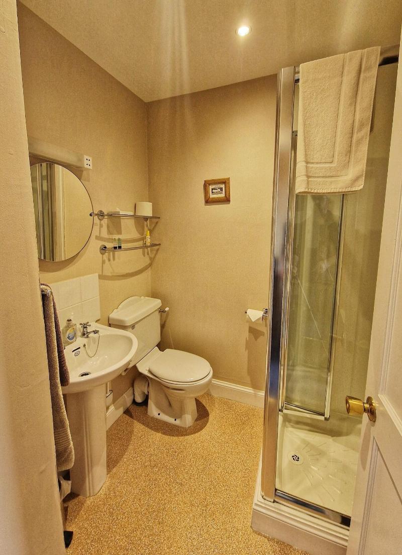 The Pines Guesthouse - Oda