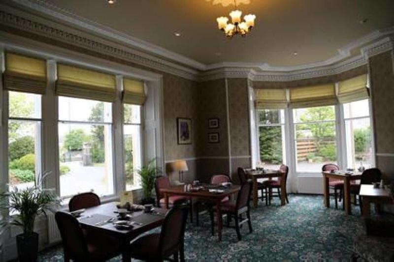 The Pines Guesthouse - Restoran