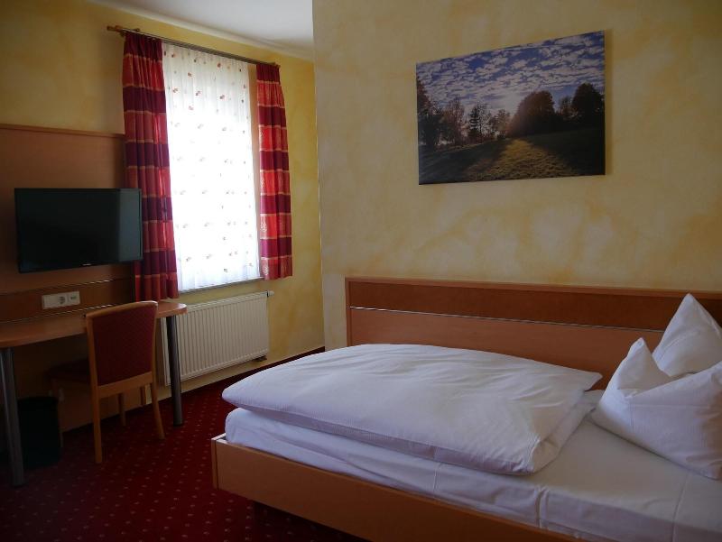 Gasthof Hotel Post - Oda