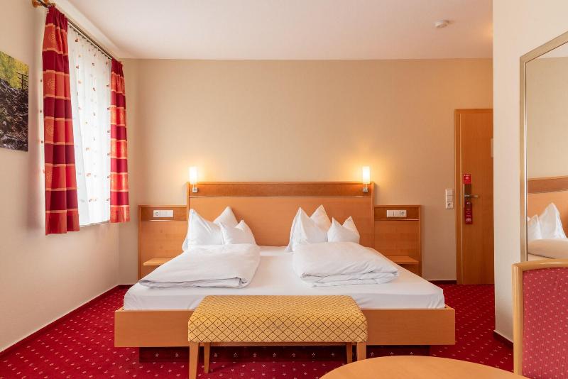 Gasthof Hotel Post - Oda