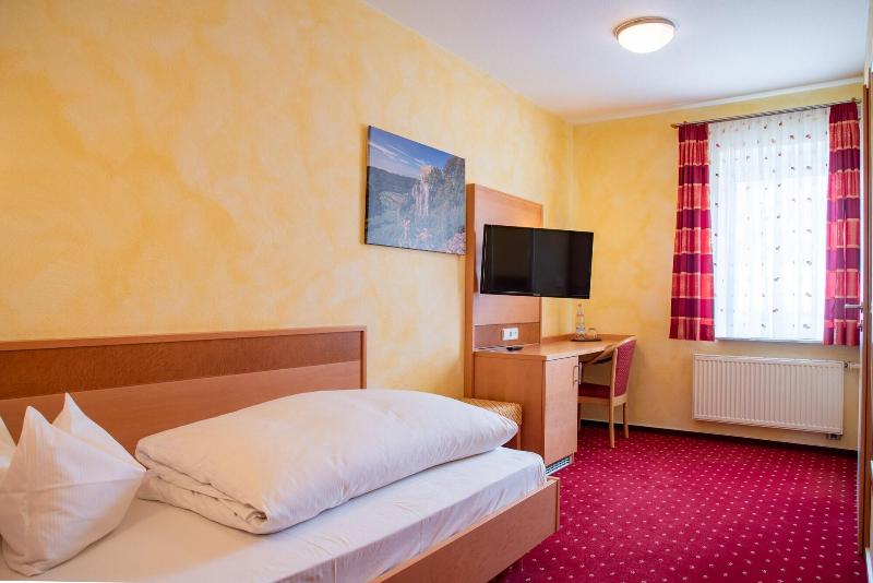 Gasthof Hotel Post - Oda