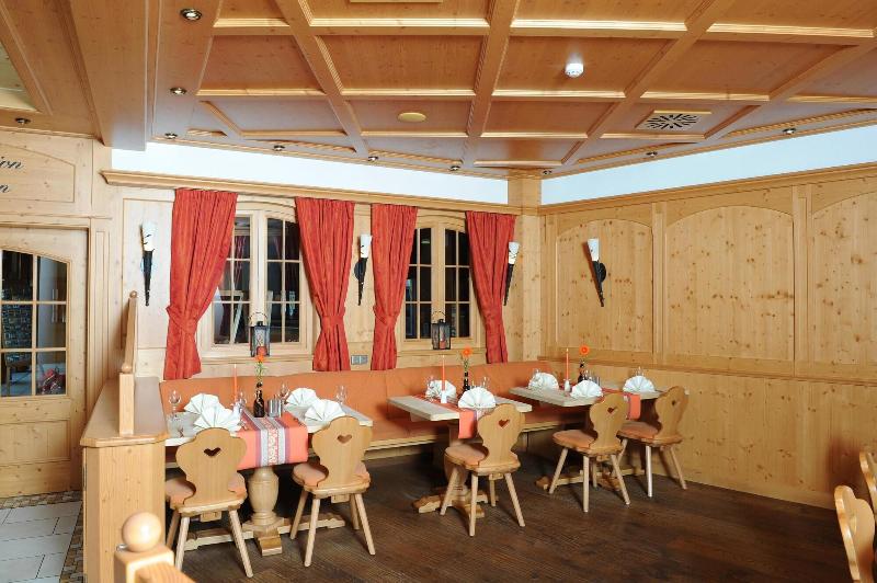 Gasthof Hotel Post - Restoran