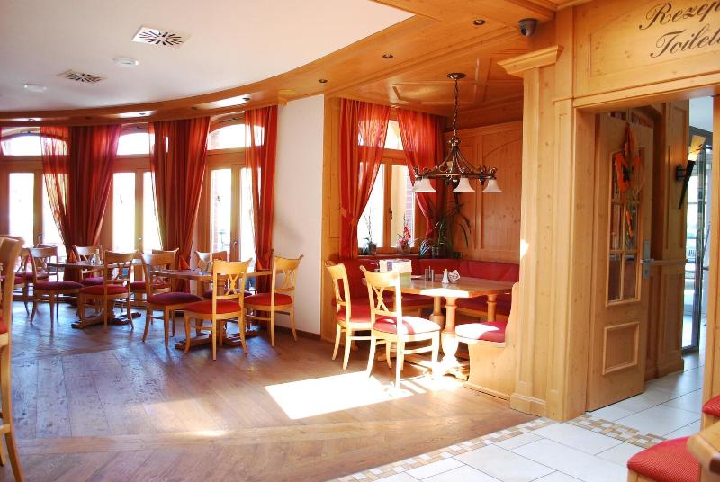 Gasthof Hotel Post - Restoran