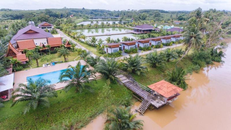 Lamphurai Riverside Resort And Spa - Havuz
