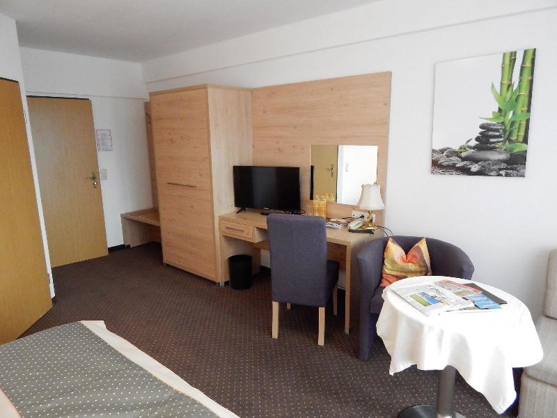 Land Gut Hotel Zum Alten Forsthaus - Oda