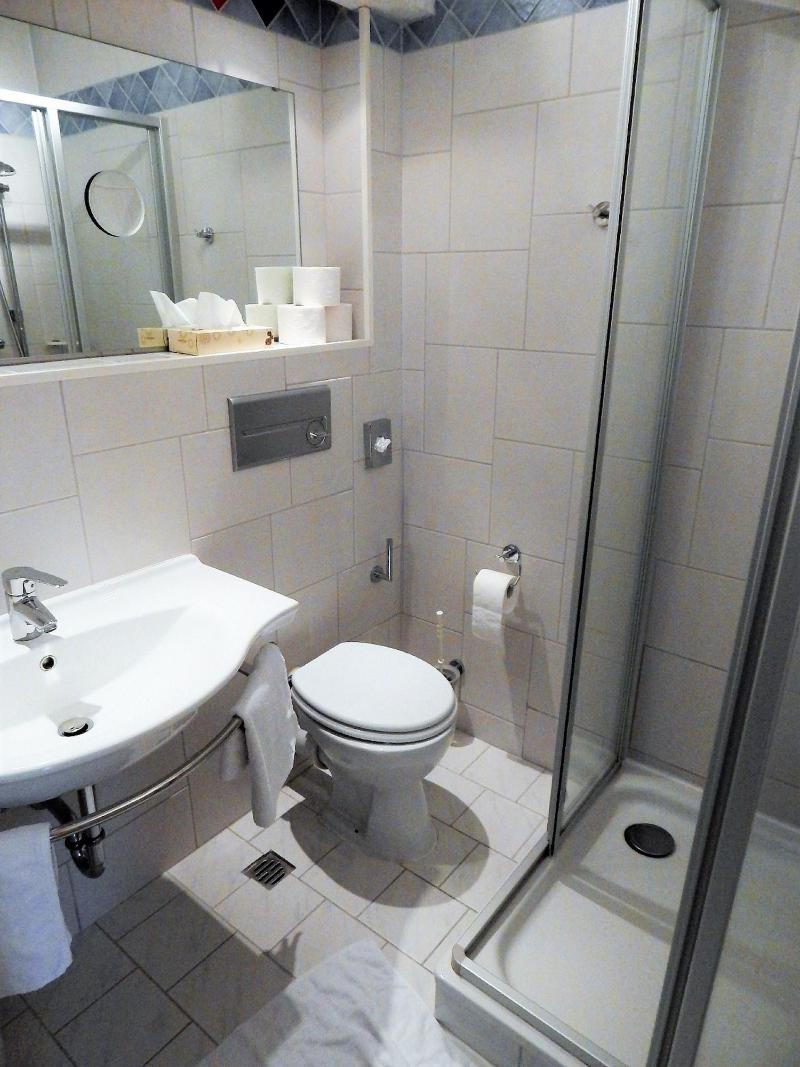 Land Gut Hotel Zum Alten Forsthaus - Oda