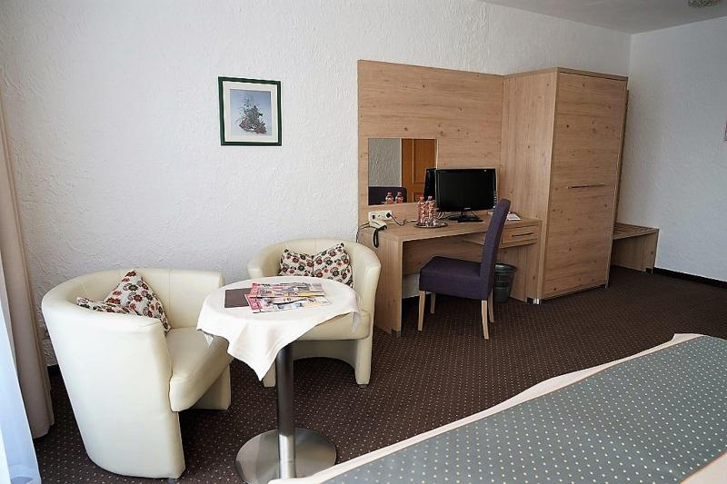 Land Gut Hotel Zum Alten Forsthaus - Oda
