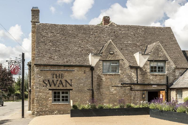 The Swan Inn - Genel