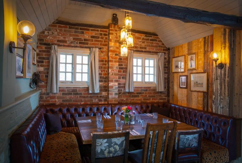 The White Lion - Restoran