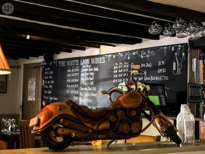 The White Lion - Restoran