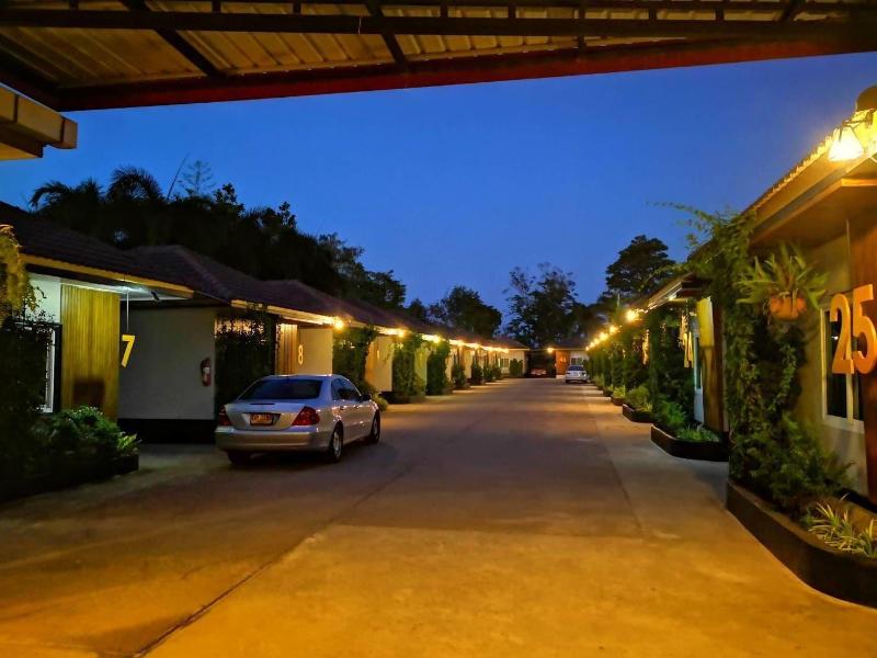 Golden House Hotel Sakaeo - Lobi