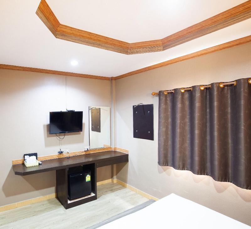 Golden House Hotel Sakaeo - Oda
