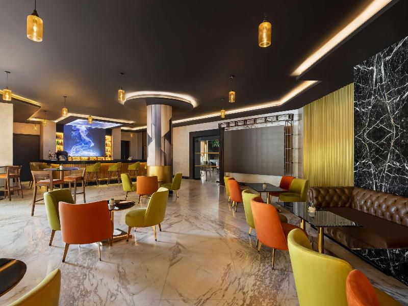 Movenpick Hotel Cairo-Media City - Bar