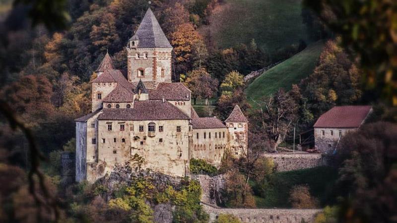 The Ansitz Steinbock - Genel