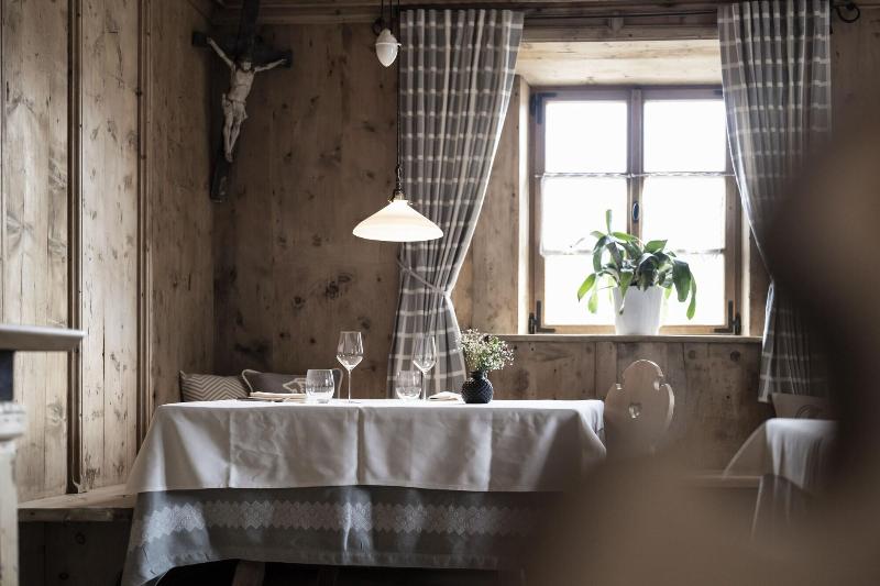 The Ansitz Steinbock - Restoran