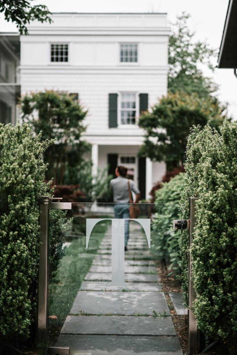 Topping Rose House - Genel