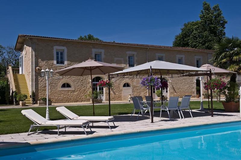 Hôtel la Tour Perrier - Genel