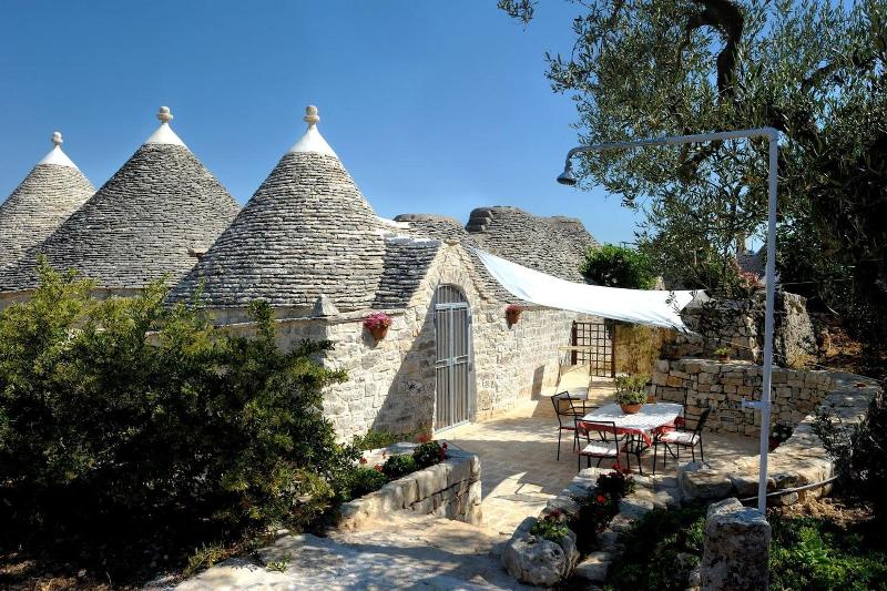Trulli Barsento - Genel