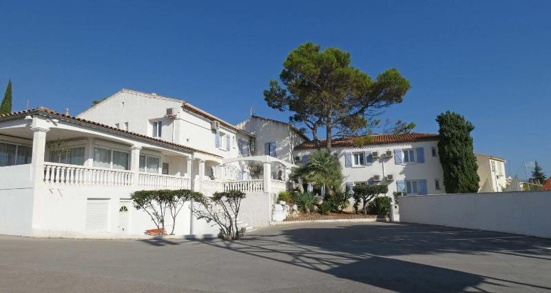 Hôtel Le Sarac - Genel