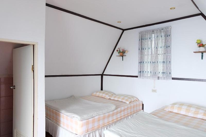 Ukrist Farm Hill Resort - Genel