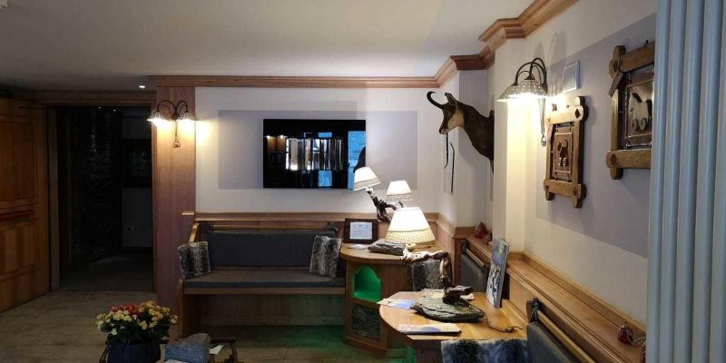 Maison Cly Hotel & Restaurant - Lobi